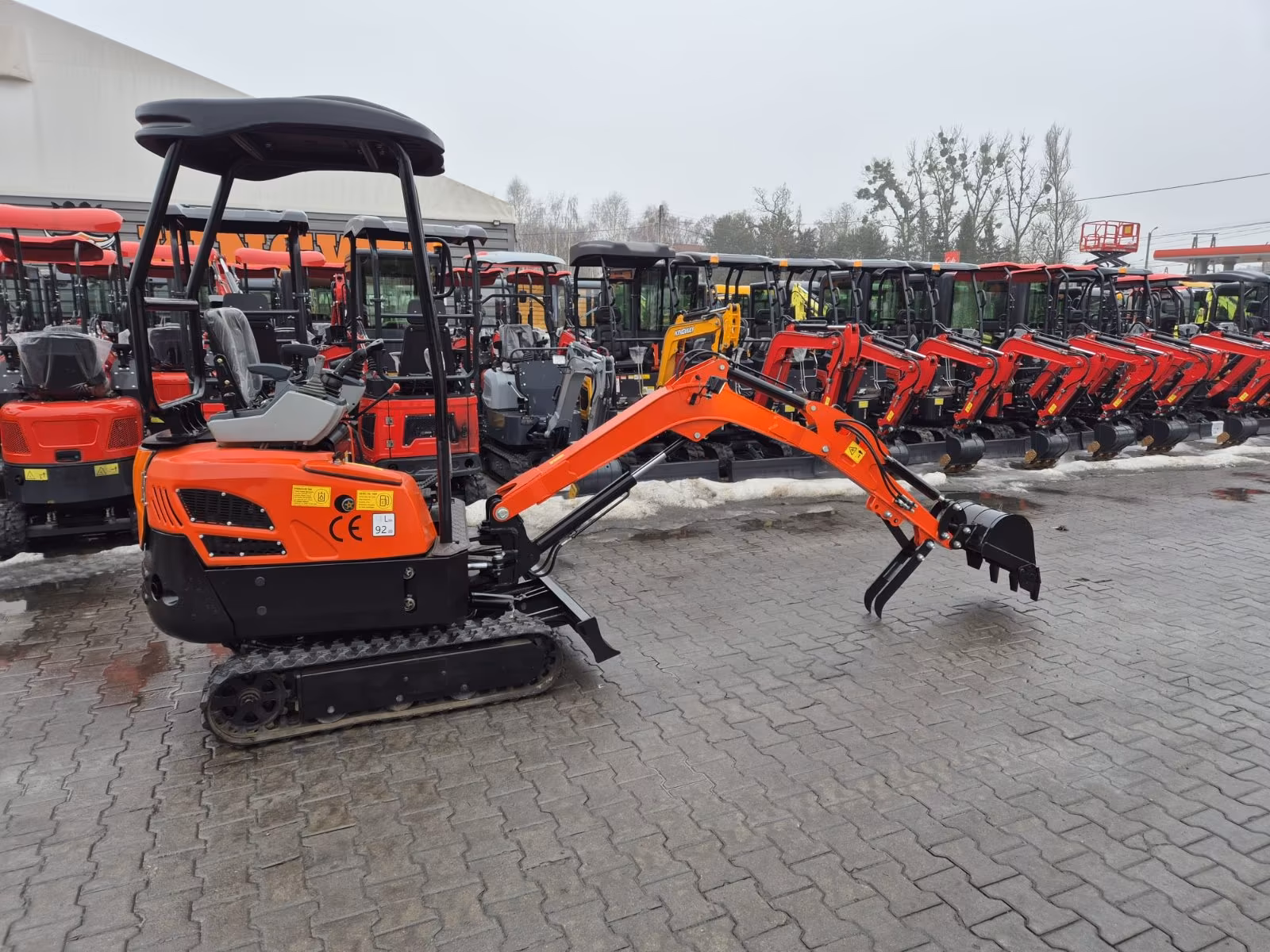 KINGWAY KNT 18 Plus Daumen Minibagger Gesamtansicht
